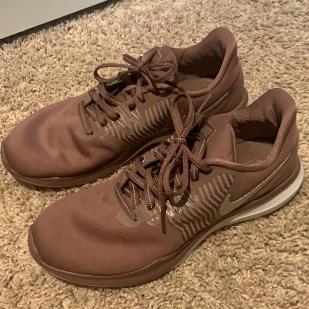 Women’s Mauve Nike Shoes, Size 8
